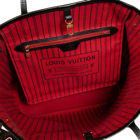 louis vuitton monogram world tour|louis vuitton totes monogram canvas.